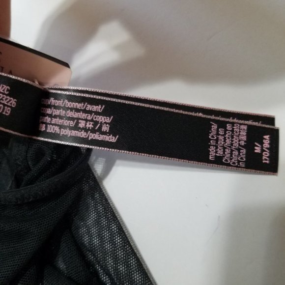 NWT Victoria's Secret Bodysuit One Piece Lingerie Black  Floral Lace M - Picture 10 of 10